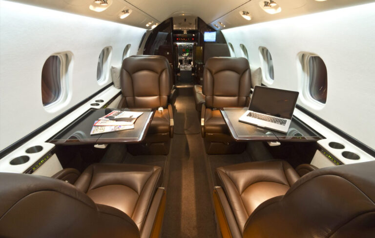 Learjet 60 » Sky Services Jet&Yacht